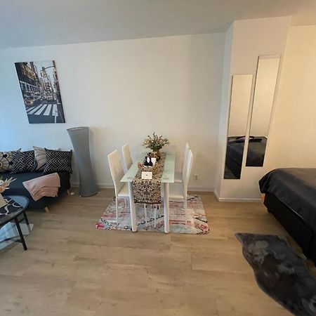 Gemuetliche, Moderne Wohnung Fuer 2-4 Personen Hamburg Bagian luar foto