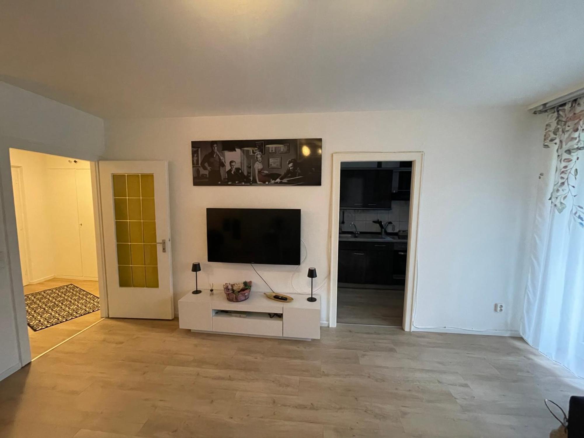 Gemuetliche, Moderne Wohnung Fuer 2-4 Personen Hamburg Bagian luar foto